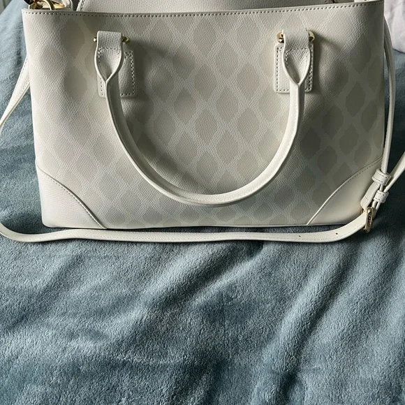 Vera Bradley white leather purse & matching wristlet - Picture 11 of 11